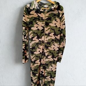 Mission Ridge Sleepwear One Piece Camo Soft Pajamas Men's Small / Medium